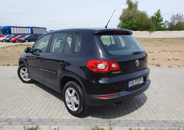 Volkswagen Tiguan cena 29500 przebieg: 194000, rok produkcji 2008 z Kostrzyn małe 704